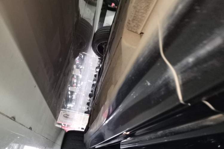 Used Volvo XC90 2020 T6 Zhiya Luxury 7-Seater Right Side Sill