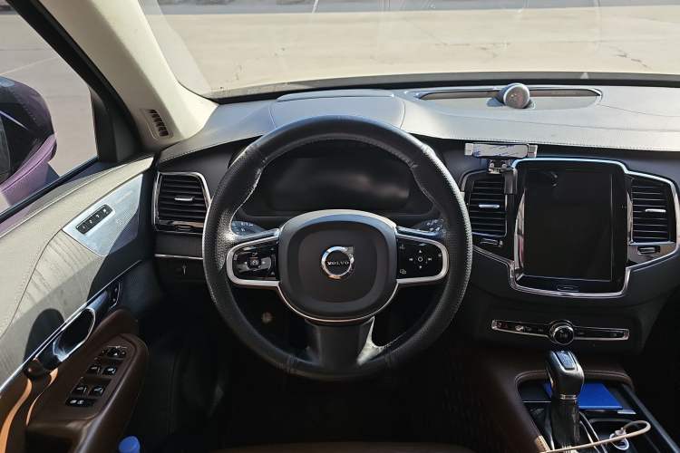 Used Volvo XC90 2020 Facelifted T6 Zhiya Luxury 7-Seater Steering Wheel