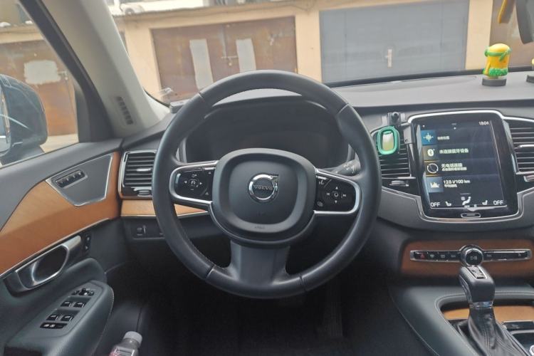 Used Volvo XC90 2020 T6 Zhiyi Luxury 7-Seater Steering Wheel