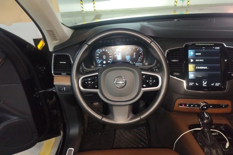 Used Volvo XC90 2020 Facelifted T6 Zhiyi Luxury 7-Seater Steering Wheel
