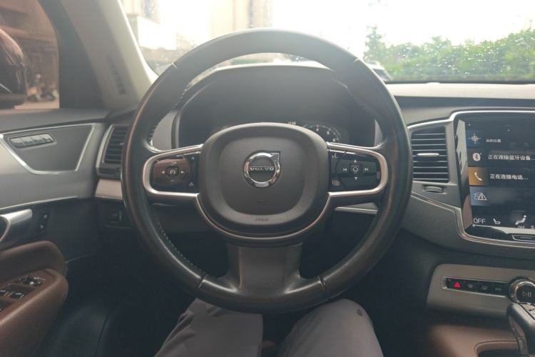 Used Volvo XC90 2020 T5 SmartDrive Luxury 7-Seater Steering Wheel