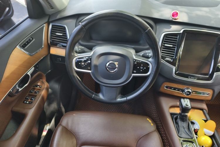 Used Volvo XC90 2020 Facelifted T6 Zhiyi Luxury 7-Seater Steering Wheel