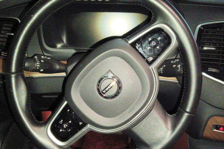 Used Volvo XC90 2020 T6 Zhiyi Luxury 7-Seater Steering Wheel