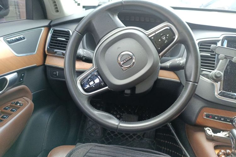 Used Volvo XC90 2020 T6 Zhiyi Luxury 7-Seater Steering Wheel