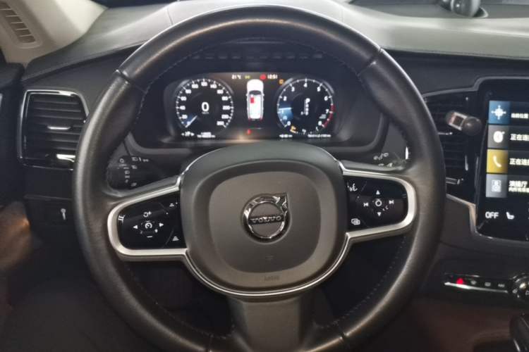 Used Volvo XC90 2020 T6 Zhiya Luxury 7-Seater Steering Wheel
