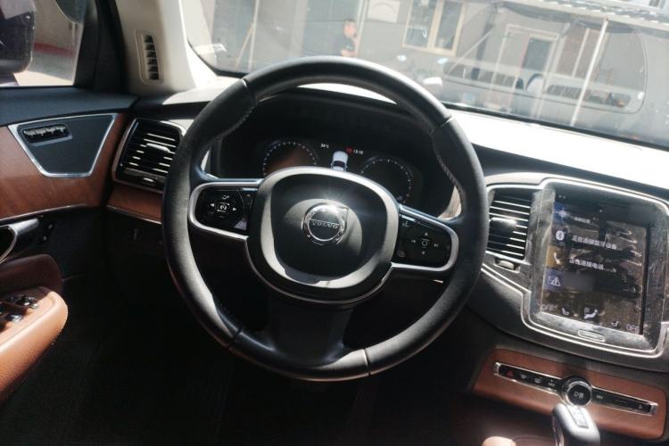 Used Volvo XC90 2020 T6 Zhiyi Luxury 7-Seater Steering Wheel
