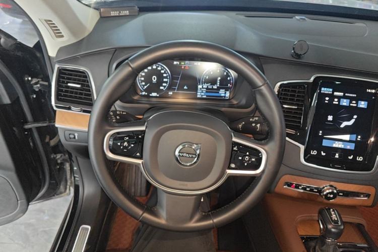 Used Volvo XC90 2020 T6 Zhiyi Luxury 7-Seater Steering Wheel