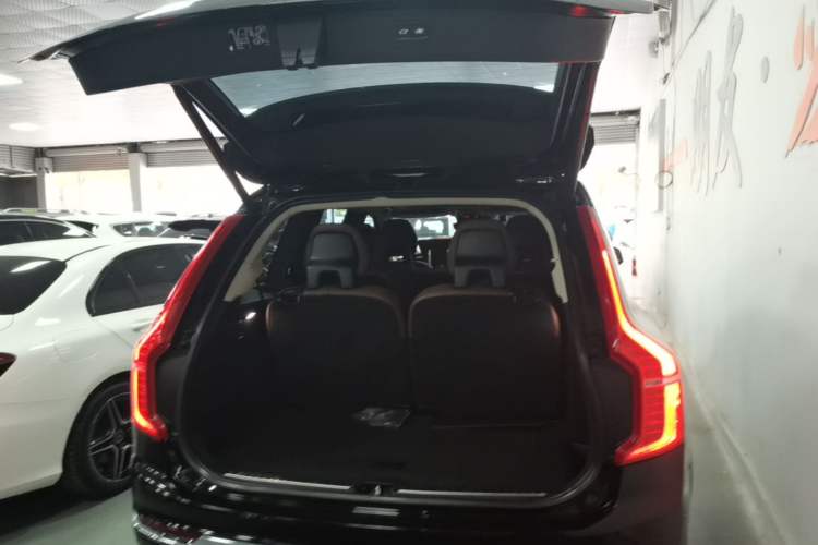 Used Volvo XC90 2020 Facelifted T6 Zhiyi Luxury 7-Seater Trunk
