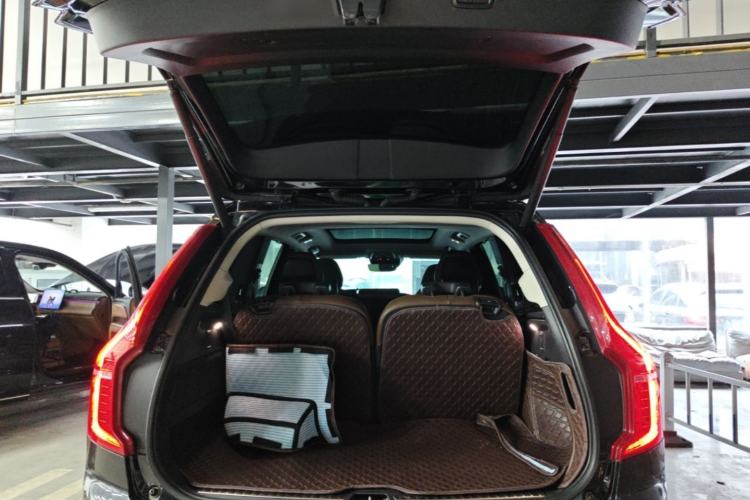 Used Volvo XC90 2020 Facelifted T6 Zhiya Luxury 7-Seater Trunk