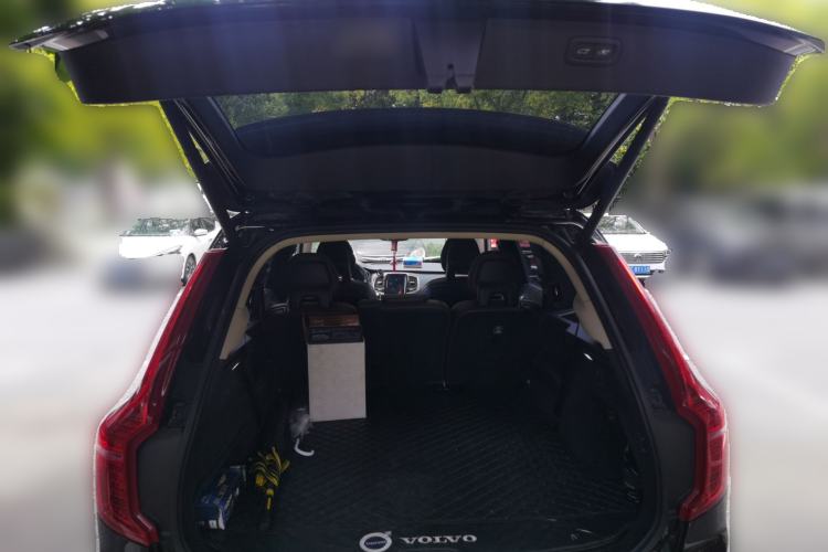 Used Volvo XC90 2020 T6 Zhiya Luxury 7-Seater Trunk