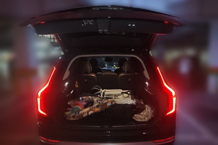 Used Volvo XC90 2020 Facelifted T6 Zhiya Luxury 7-Seater Trunk