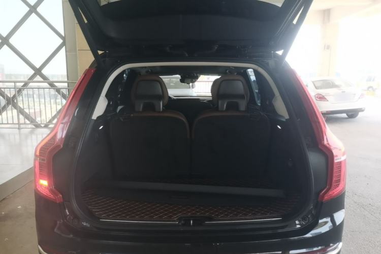 Used Volvo XC90 2020 T5 SmartDrive Luxury 7-Seater Trunk