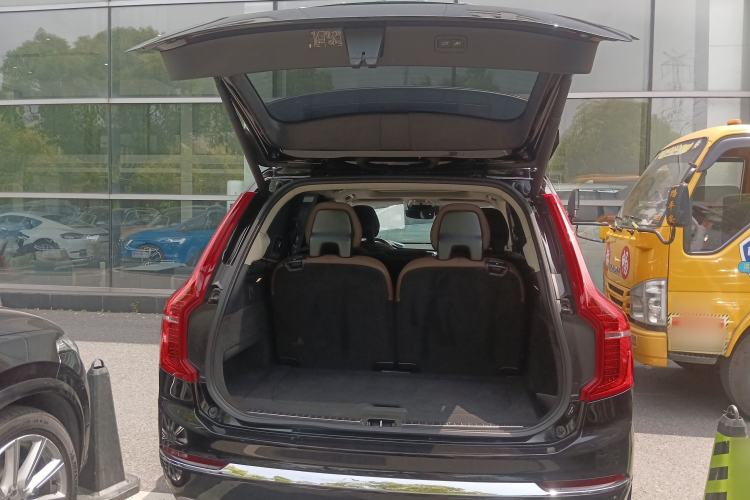 Used Volvo XC90 2020 Facelifted T6 Zhiyi Luxury 7-Seater Trunk
