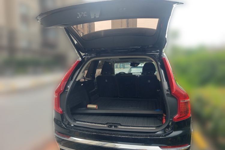 Used Volvo XC90 2020 T5 SmartDrive Luxury 7-Seater Trunk