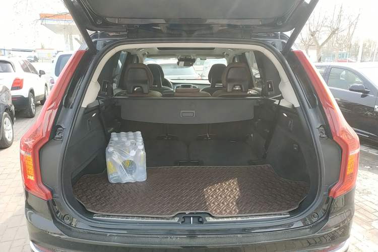 Used Volvo XC90 2020 Facelifted T6 Zhiyi Luxury 7-Seater Trunk