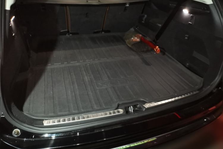 Used Volvo XC90 2020 T6 Zhiyi Luxury 7-Seater Trunk