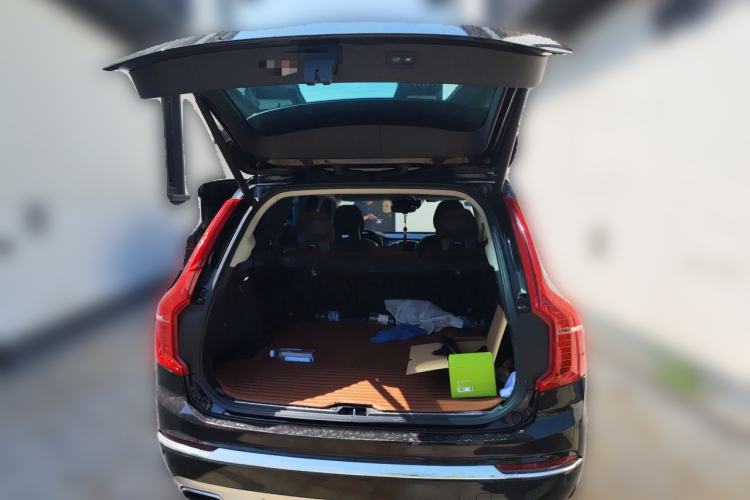 Used Volvo XC90 2020 T6 Zhiyi Luxury 7-Seater Trunk