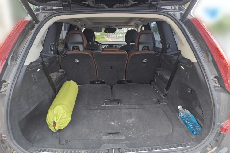 Used Volvo XC90 2020 T6 Zhiyi Luxury 7-Seater Trunk