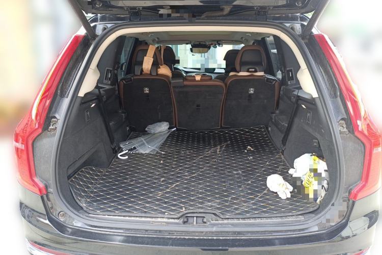 Used Volvo XC90 2020 T6 Zhiyi Luxury 7-Seater Trunk