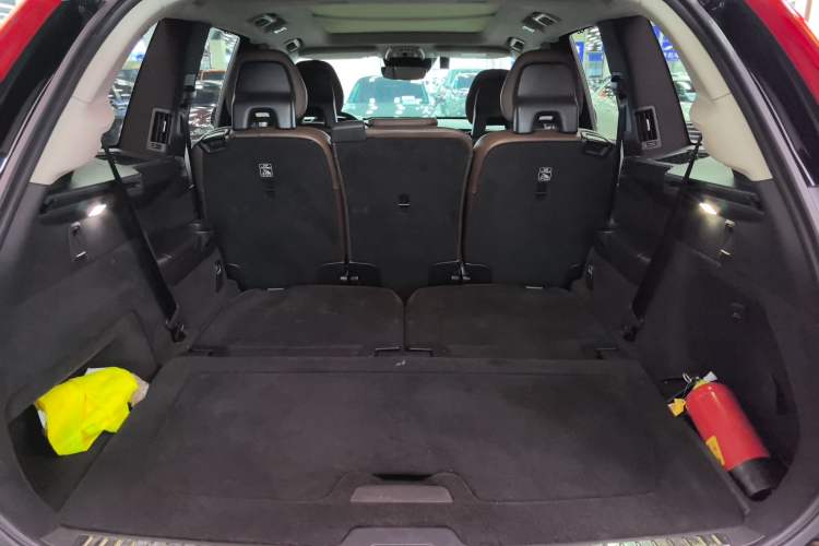 Used Volvo XC90 2020 Facelifted T6 Zhiyi Luxury 7-Seater Trunk