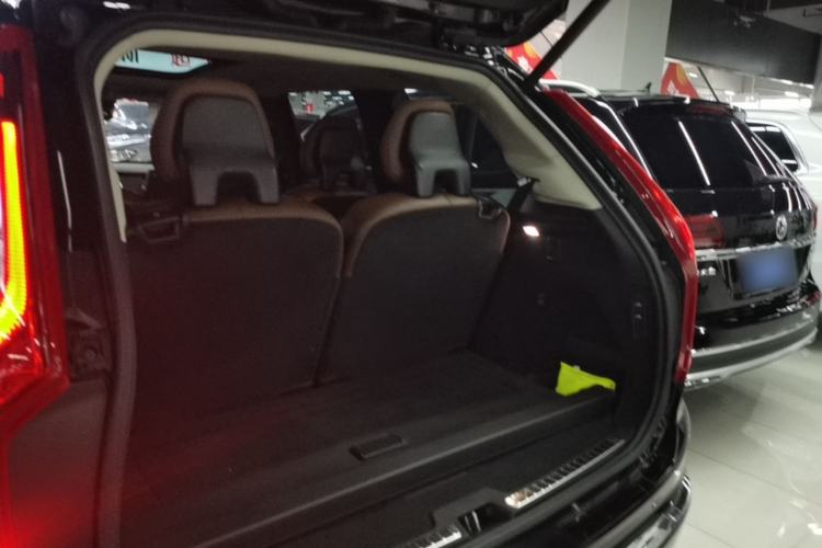 Used Volvo XC90 2020 T6 Zhiya Luxury 7-Seater Trunk