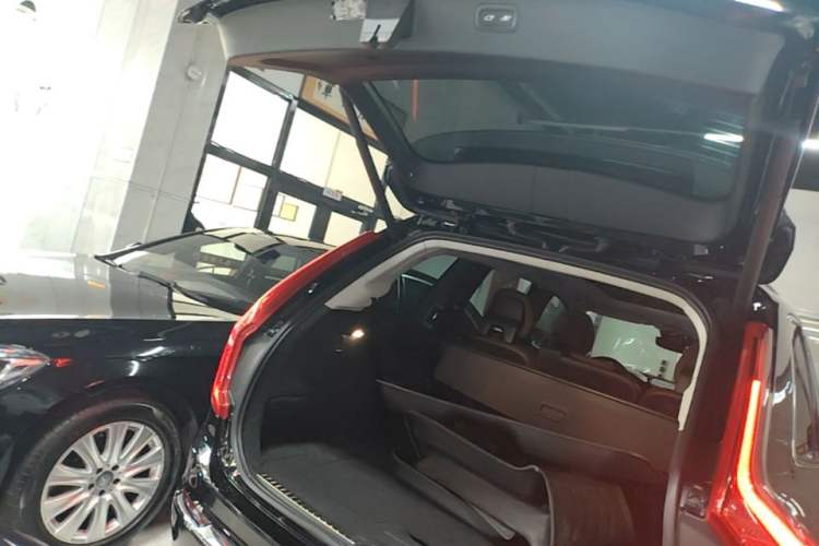 Used Volvo XC90 2020 Facelifted T6 Zhiyi Luxury 7-Seater Trunk