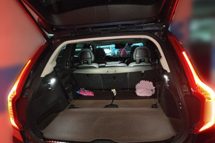 Used Volvo XC90 2020 T6 Zhiya Luxury 7-Seater Trunk