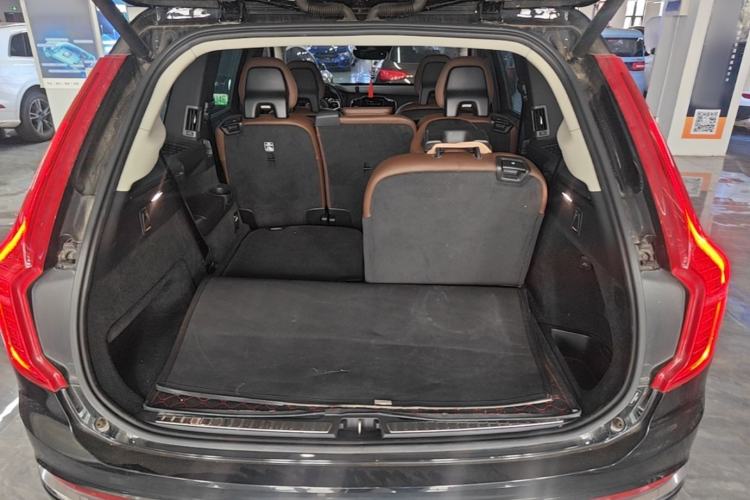 Used Volvo XC90 2020 T6 Zhiyi Luxury 7-Seater Trunk