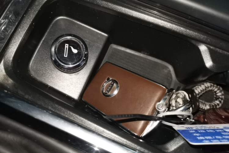 Used Volvo XC90 2020 T6 Zhiya Luxury 7-Seater Vehicle Key
