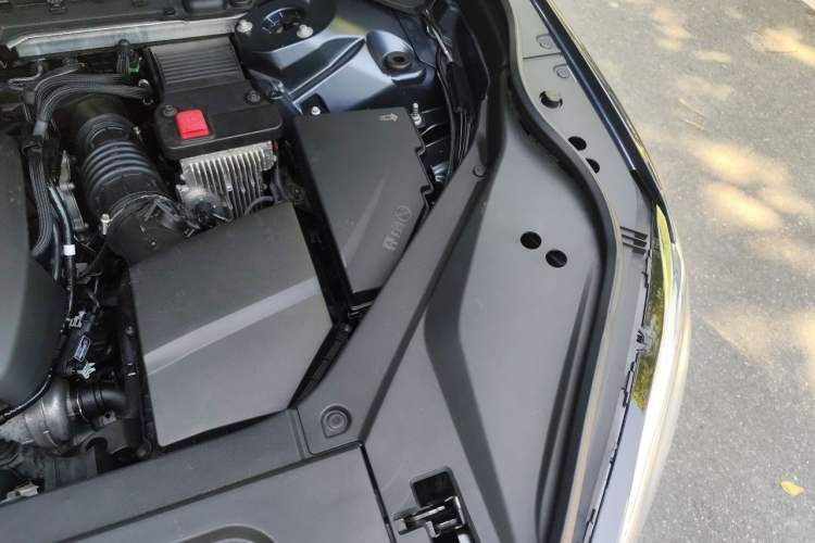 Used Volvo XC90 2020 Facelifted T6 Zhiyi Luxury 7-Seater Engine Bay Left