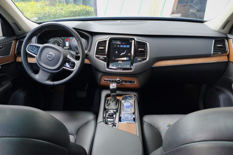 Used Volvo XC90 2020 T6 Zhiyi Sport Edition 7-Seater Interior 2