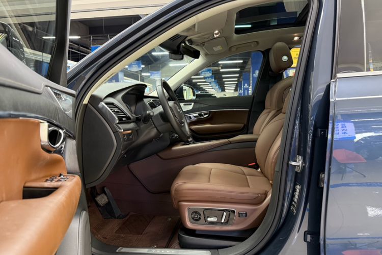 Used Volvo XC90 2020 Facelifted T6 Zhiya Luxury 7-Seater Interior 5