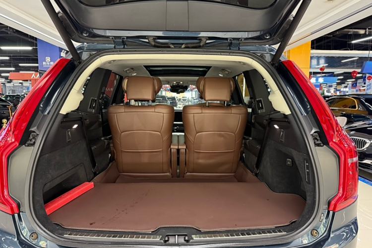 Used Volvo XC90 2020 Facelifted T6 Zhiya Luxury 7-Seater Interior 7