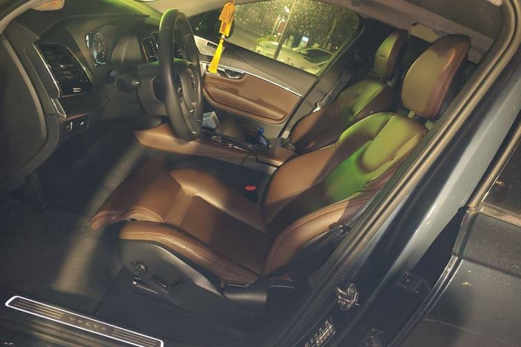Used Volvo XC90 2020 Facelifted T6 Zhiya Luxury 7-Seater Left Front Seat