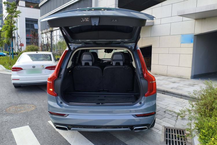 Used Volvo XC90 2020 T6 Zhiyi Sport Edition 7-Seater Trunk