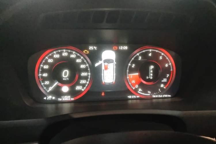 Used Volvo XC90 2020 T6 Zhiya Sport Edition 7-Seater Instrument Cluster