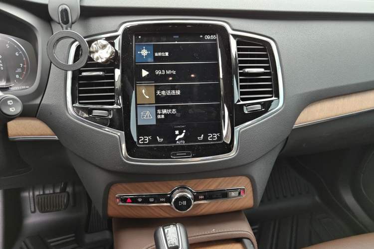 Used Volvo XC90 2020 T6 Zhiyi Luxury 7-Seater Audio And AC Panel