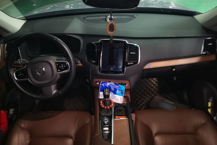 Used Volvo XC90 2020 T6 Zhiyi Luxury 7-Seater Center Console
