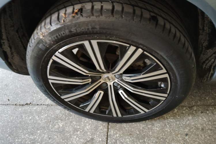 Used Volvo XC90 2020 T6 Zhiya Luxury 7-Seater Exterior 8