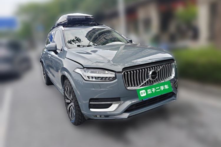 Used Volvo XC90 2020 T6 Zhiyi Luxury 7-Seater Front Right 45 Deg