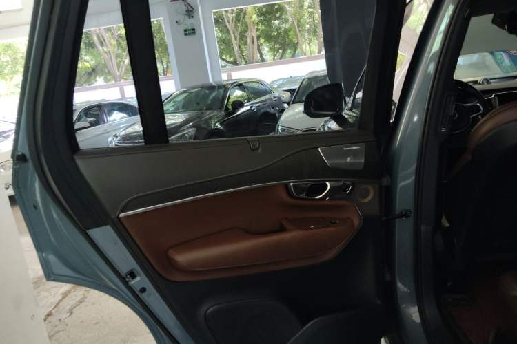 Used Volvo XC90 2020 T6 Zhiya Luxury 7-Seater Interior 8
