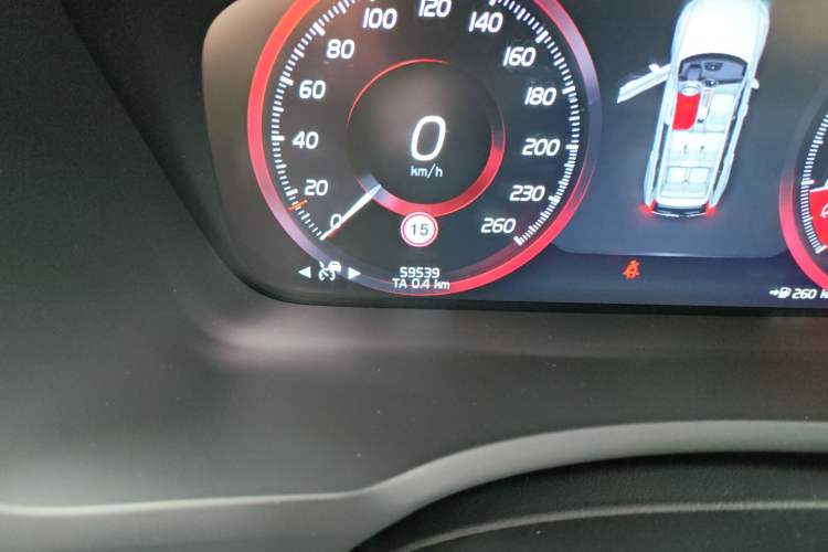 Used Volvo XC90 2020 T6 Zhiya Sport Edition 7-Seater Odometer Close Up