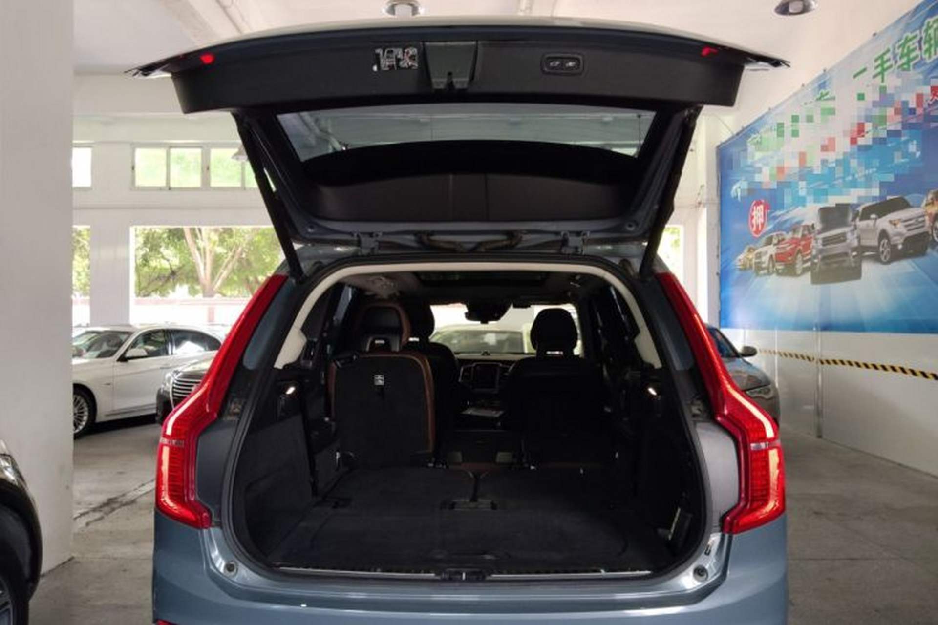 Used Volvo XC90 2020 T6 Zhiya Luxury 7-Seater Trunk