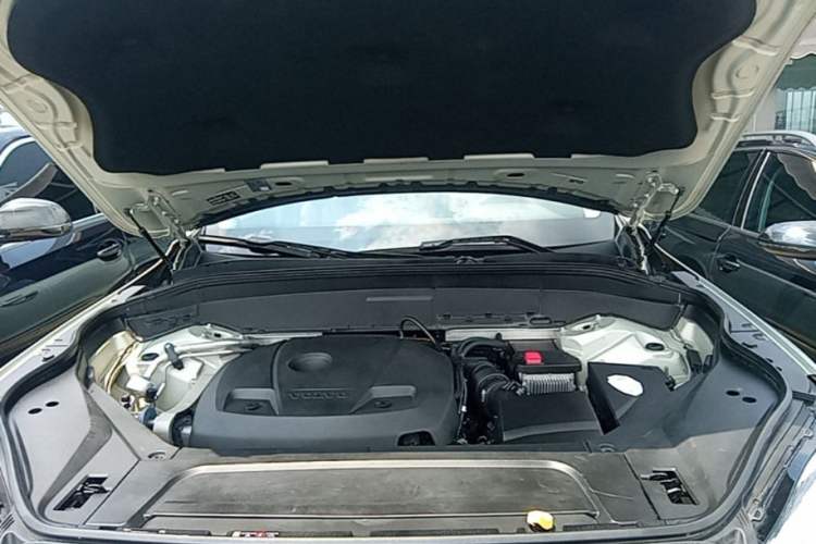 Used Volvo XC90 2020 T6 Zhiyi Luxury 7-Seater Engine Bay