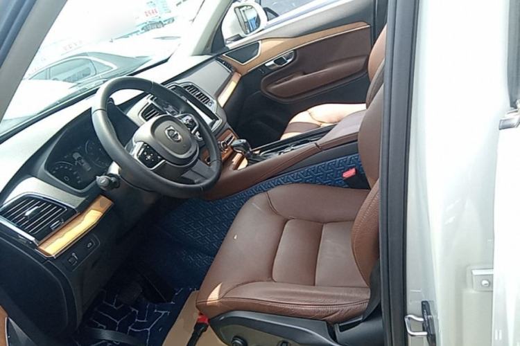 Used Volvo XC90 2020 T6 Zhiyi Luxury 7-Seater Left Front Seat