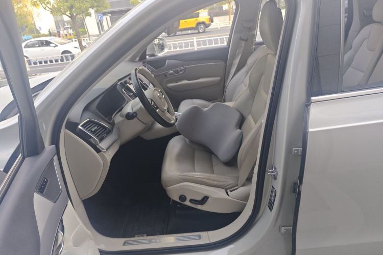 Used Volvo XC90 2020 T5 SmartDrive Luxury 7-Seater Left Front Seat