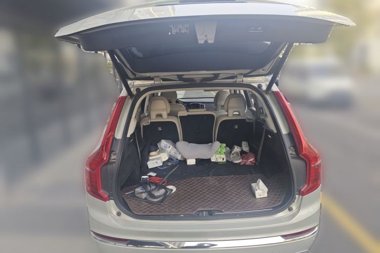 Used Volvo XC90 2020 T5 SmartDrive Luxury 7-Seater Trunk