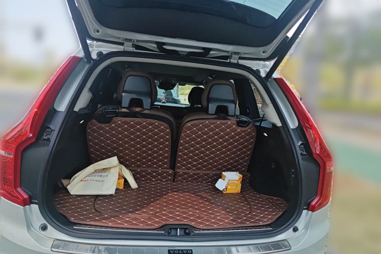 Used Volvo XC90 2020 T6 Zhiya Luxury 7-Seater Trunk