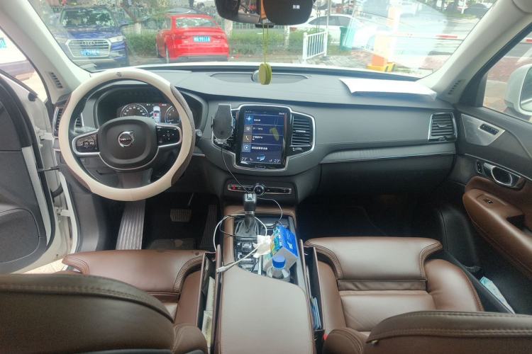 Used Volvo XC90 2020 Facelifted T6 Zhiya Luxury 7-Seater Center Console