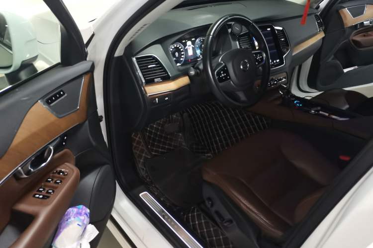 Used Volvo XC90 2020 T6 Zhiyi Luxury 7-Seater Driver Seat